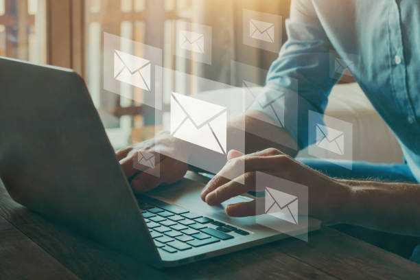 Licenciement : le salarié peut-il exiger la communication de ses emails professionnels ? Licenciement : le salarié peut-il exiger la communication de ses emails professionnels ?