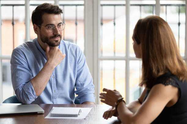 Entretien annuel : ces phrases qui plombent votre évaluation (et celles qui peuvent tout changer)