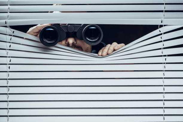 Arrêt maladie : peut-on faire condamner son employeur si on est surveillé par un détective privé ?