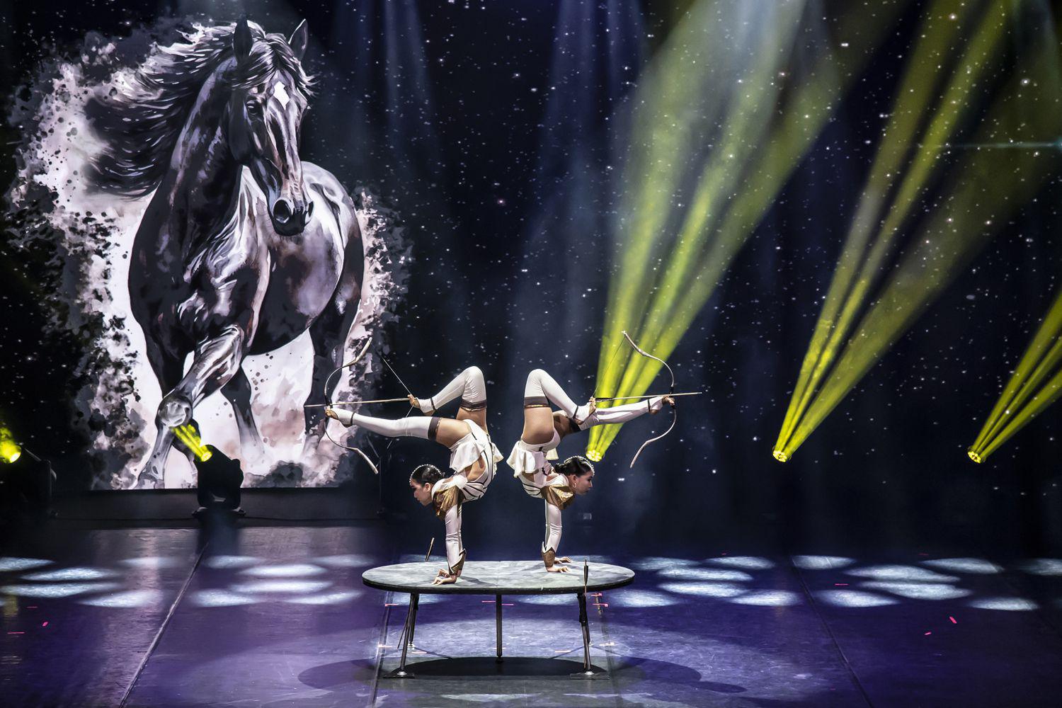 Duo Contortion, Salieri di Bronzo 2023 Photo: Massimo Bolognini