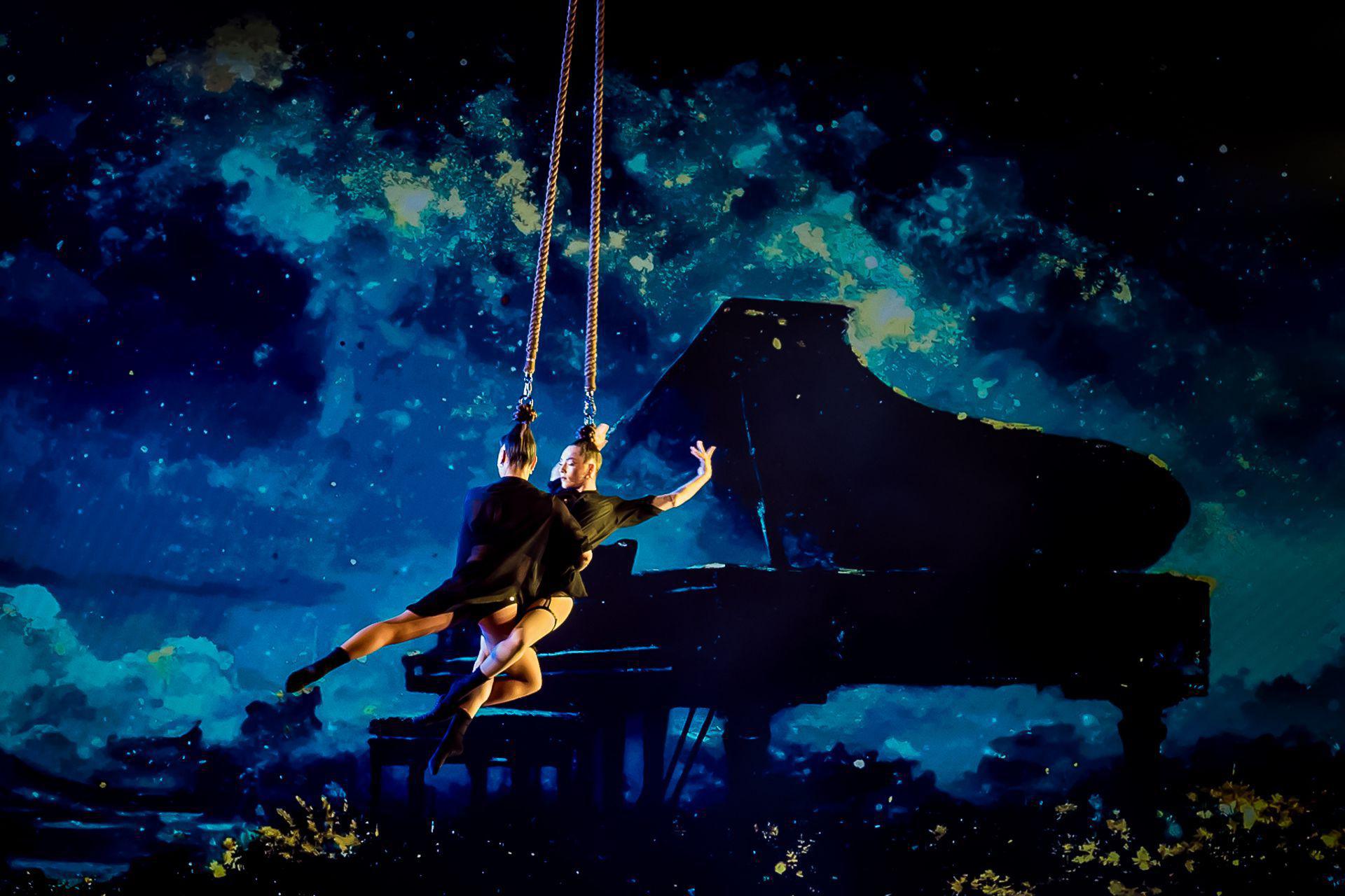 Chanel Pepper & Lindsey Cova Photo: Gaby Merz