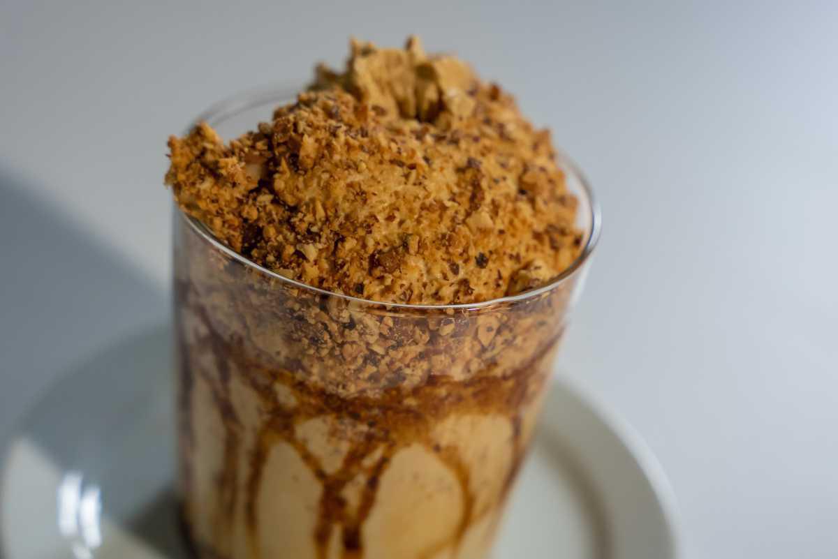 Espuma De Gofio Con Miel Y Almendras Tostadas Espuma De Gofio Con Miel Y Almendras Tostadas