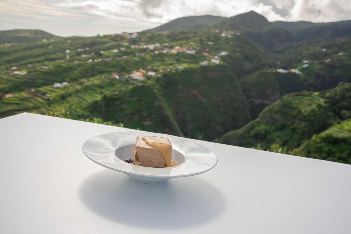 Cochino Negro Con Salsa De Ñame Cochino Negro Con Salsa De Ñame