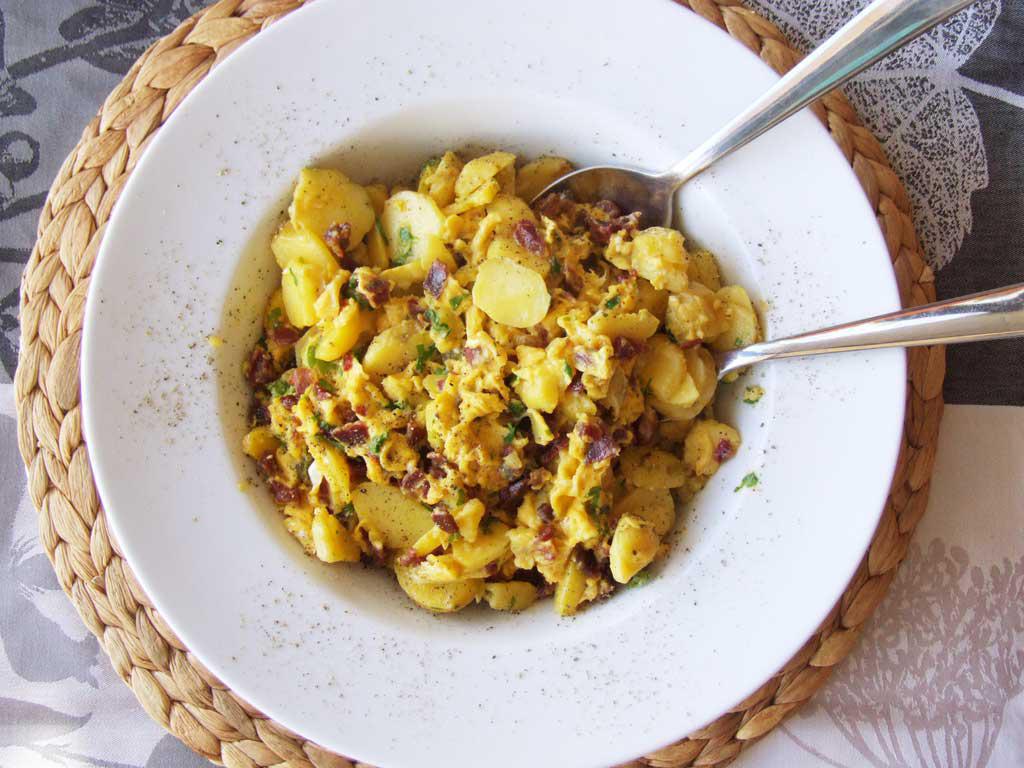 Revuelto De Papa Negra Y Jamón Ibérico