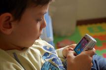 La ESRB ayudará a los padres a saber cuáles son los juegos más apropiados. Fuente: César Astudillo.