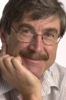 Paul Davies, uno de los representantes de la emergencia fuerte