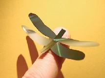 Crean una libélula de silicio que será utilizada en misiones de espionaje