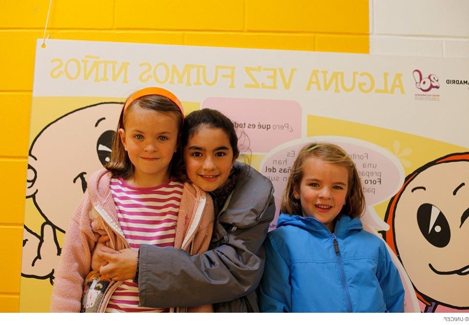 Foto de la portada del informe “La infancia en España 2012-2013. El impacto de la crisis en los niños”. Fuente: UNICEF España.