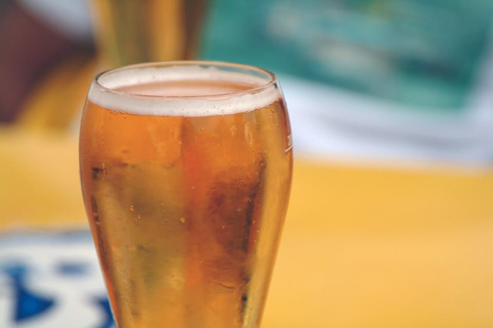 La cerveza se descubrió por casualidad al fermentar pan en agua. Imagen: JoLin. Fuente: PhotoXpress.