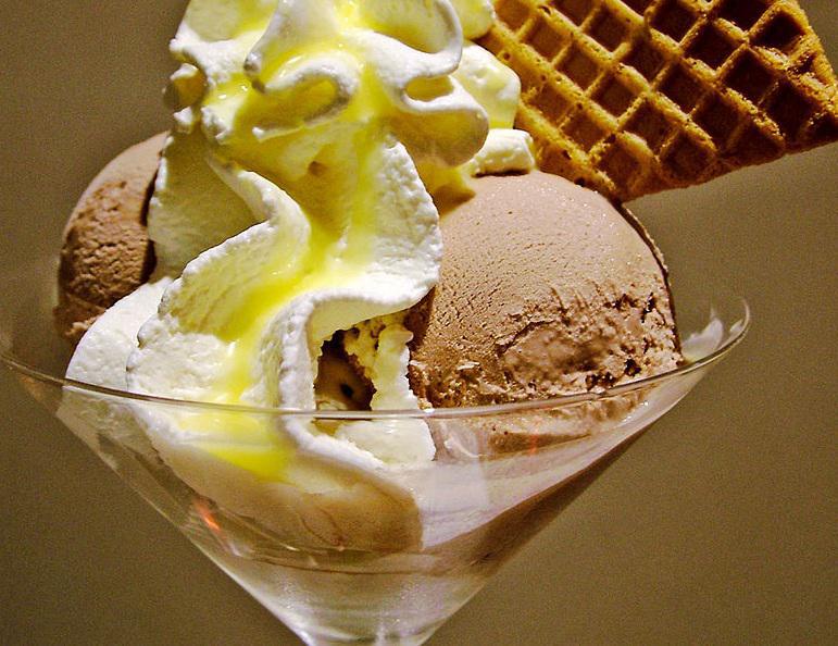 Helado. Imagen: Lotus Head de Johannesburg, Gauteng, Sudáfrica. Fuente: Wikimedia Commons.