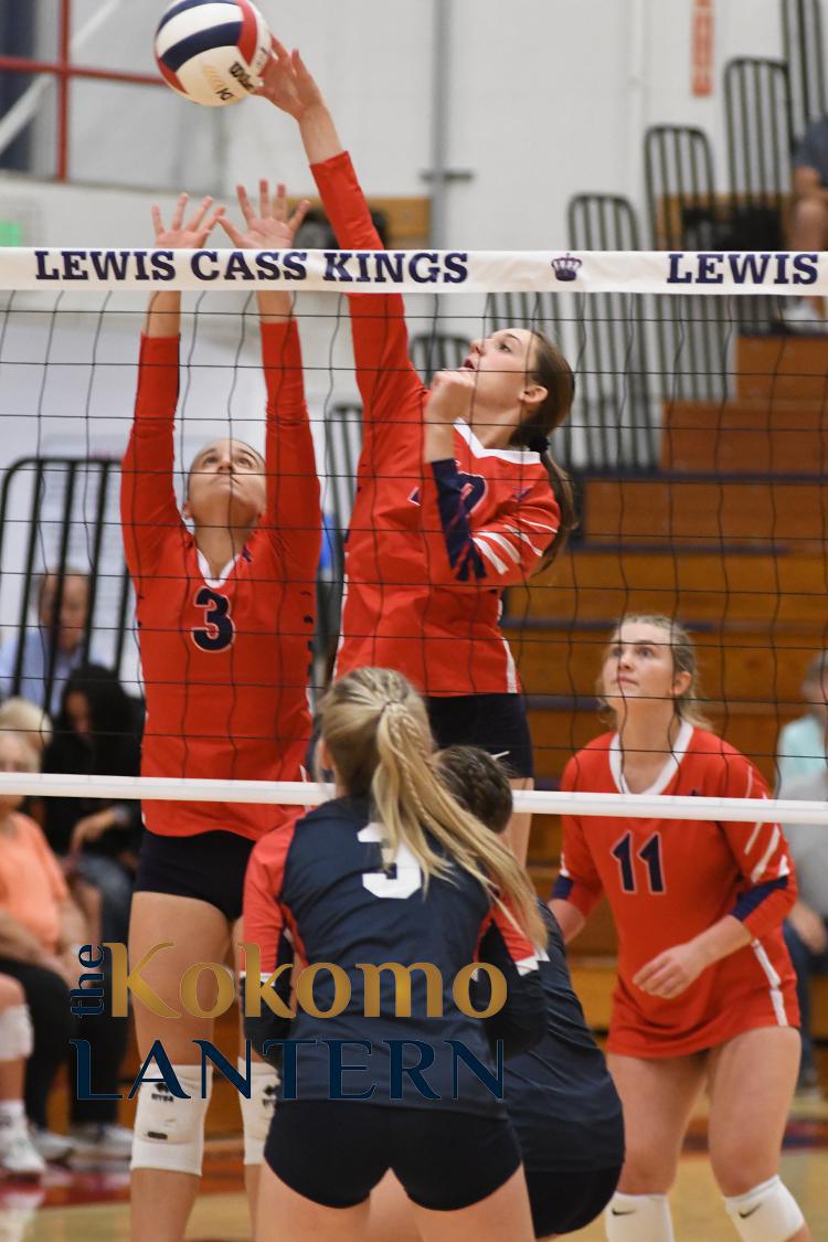 VolleyKats win in Walton