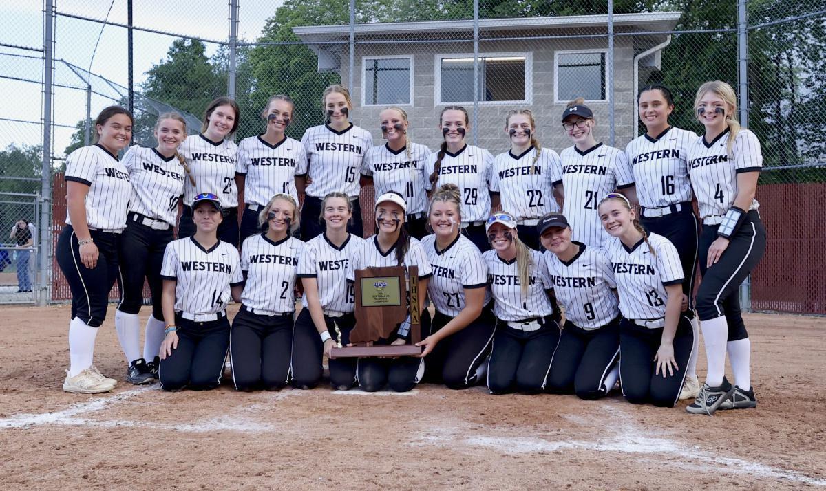 Western advances to softball semi-state