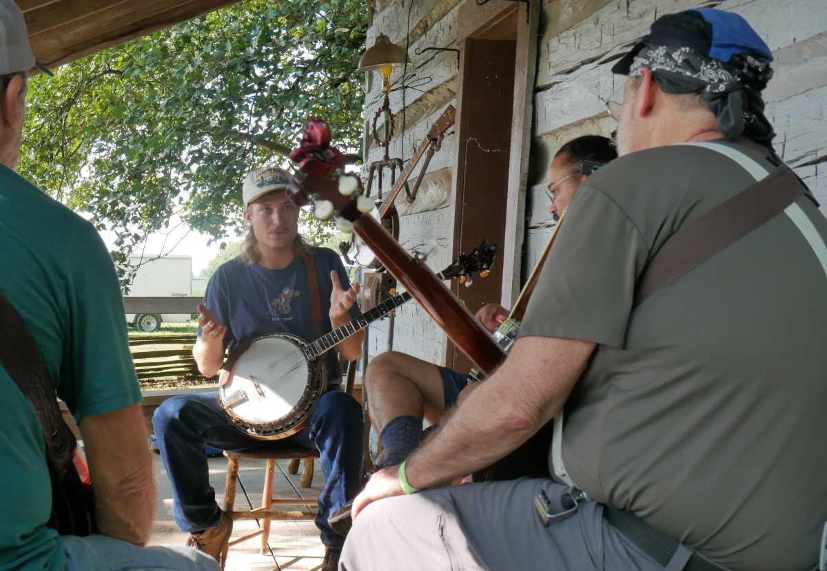 Winding Creek serenades a crowd