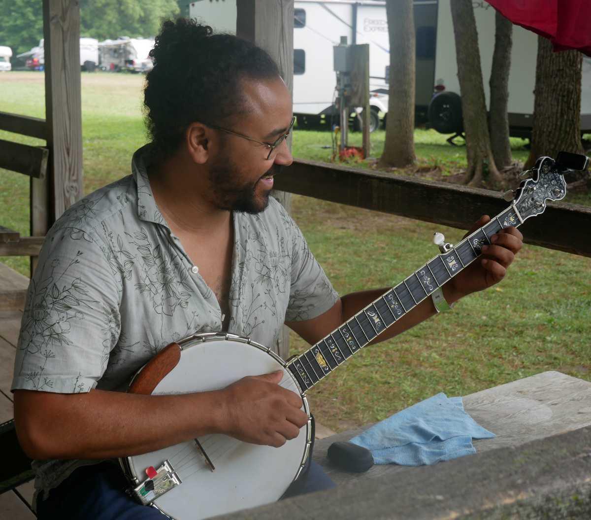 Winding Creek serenades a crowd