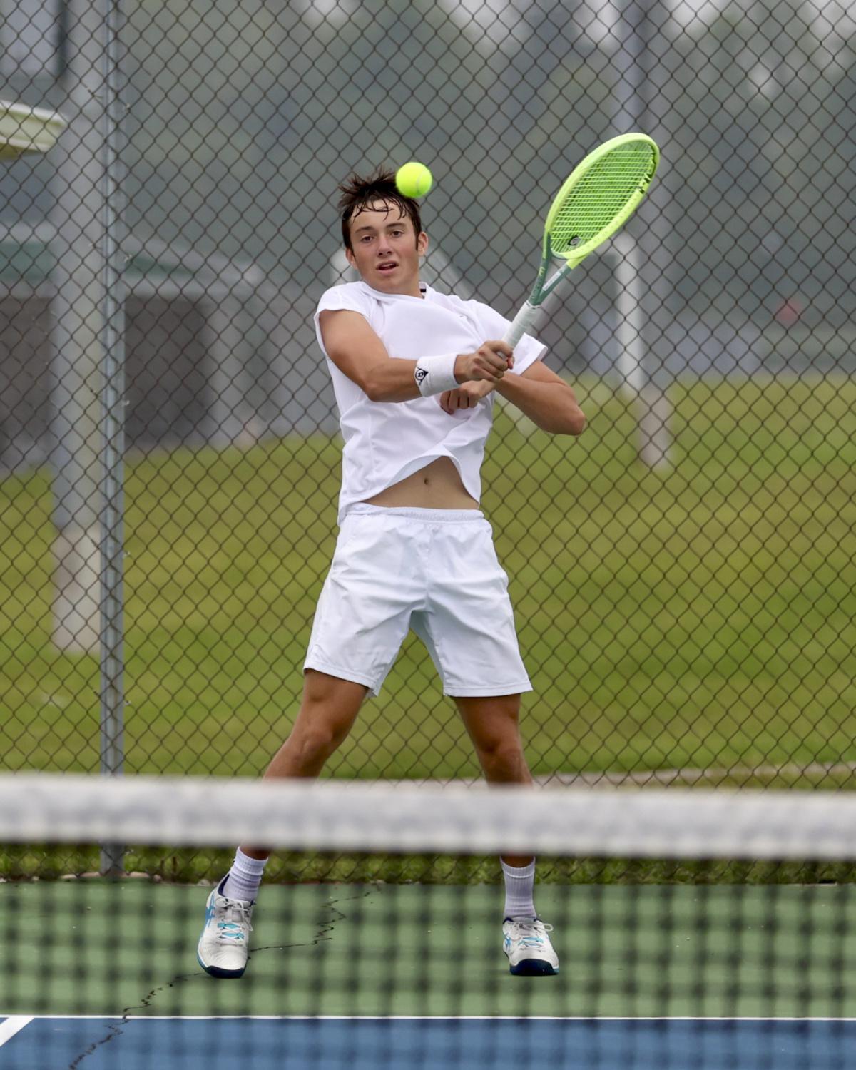 Western boys' tennis plays at home