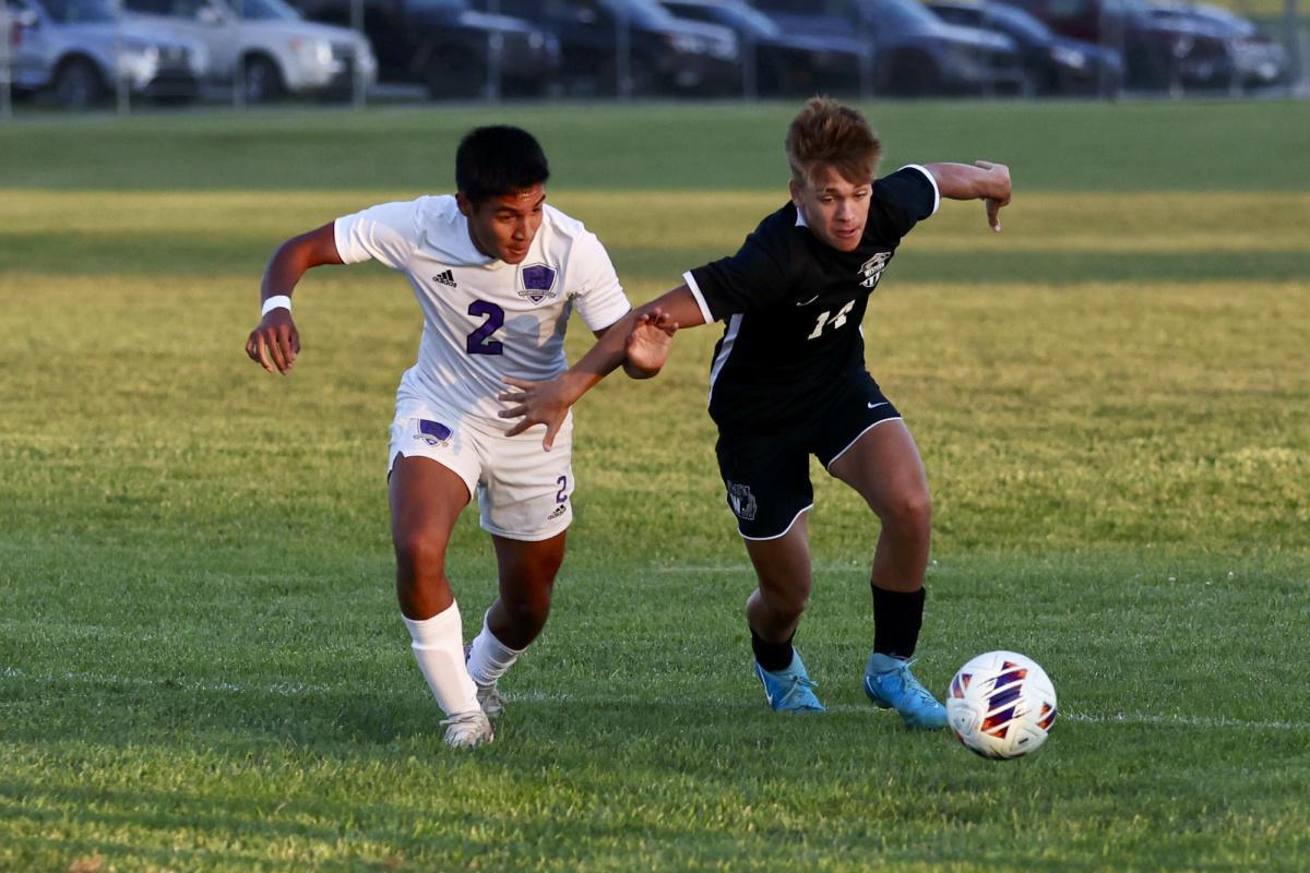 Northwestern ekes out a soccer win