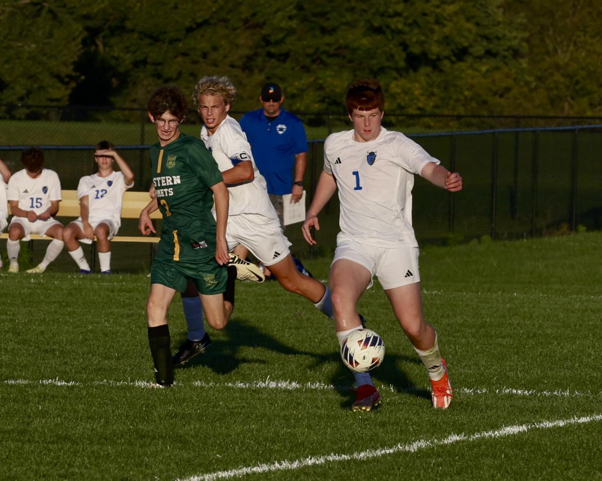 Tipton tops Eastern in boys' soccer