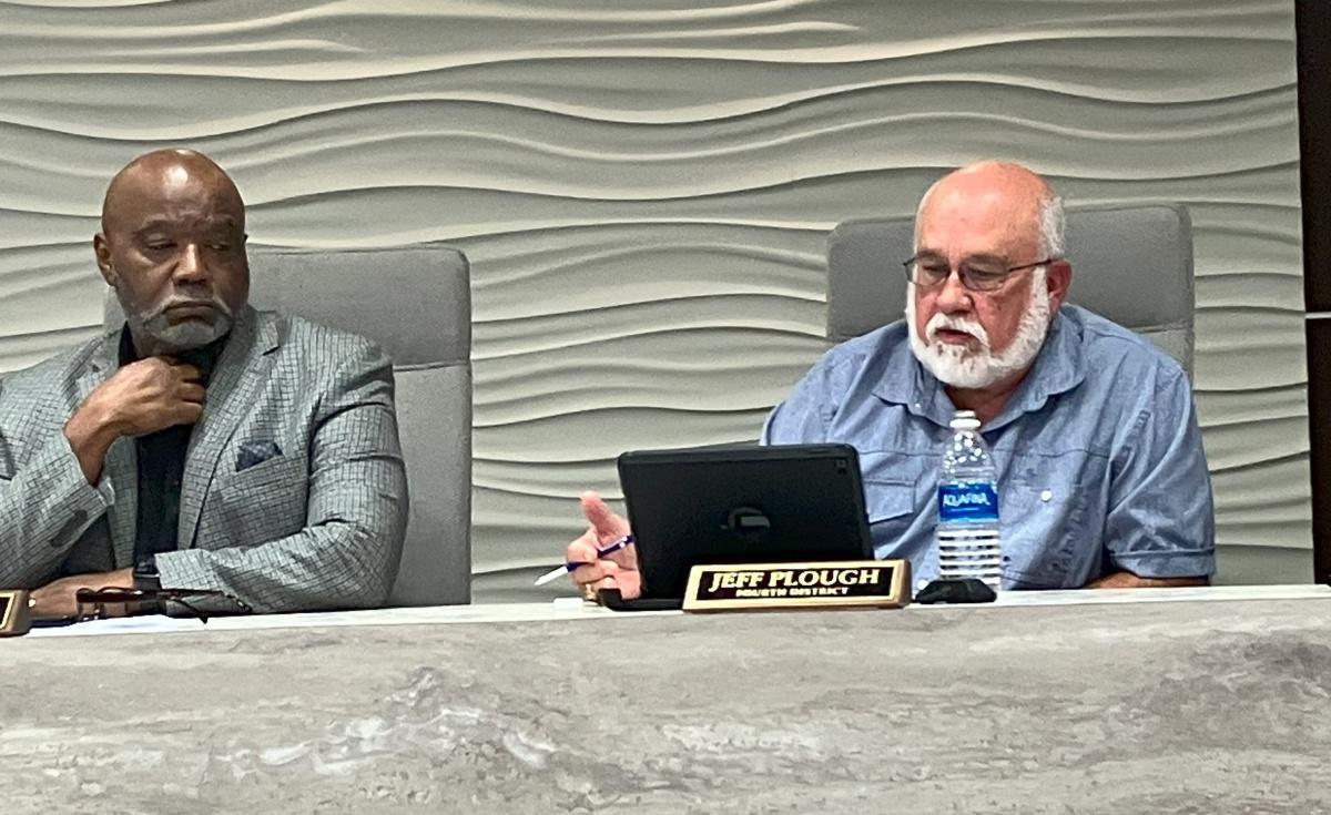 City Council says yes to trash fee City Council says yes to trash fee