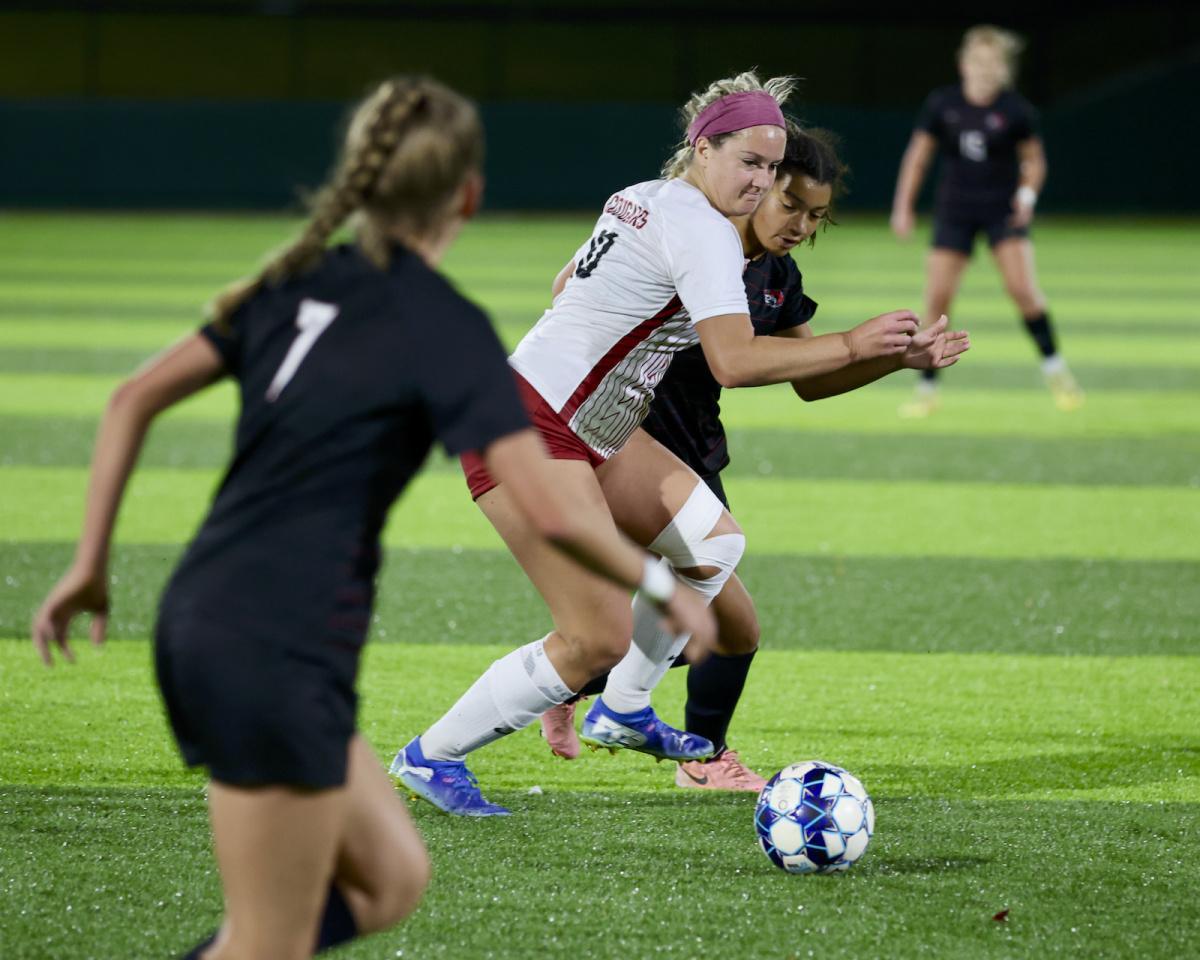 Lady Cougars win at home