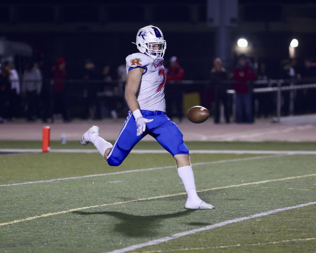 Wildkats buried in sectional final Wildkats buried in sectional final