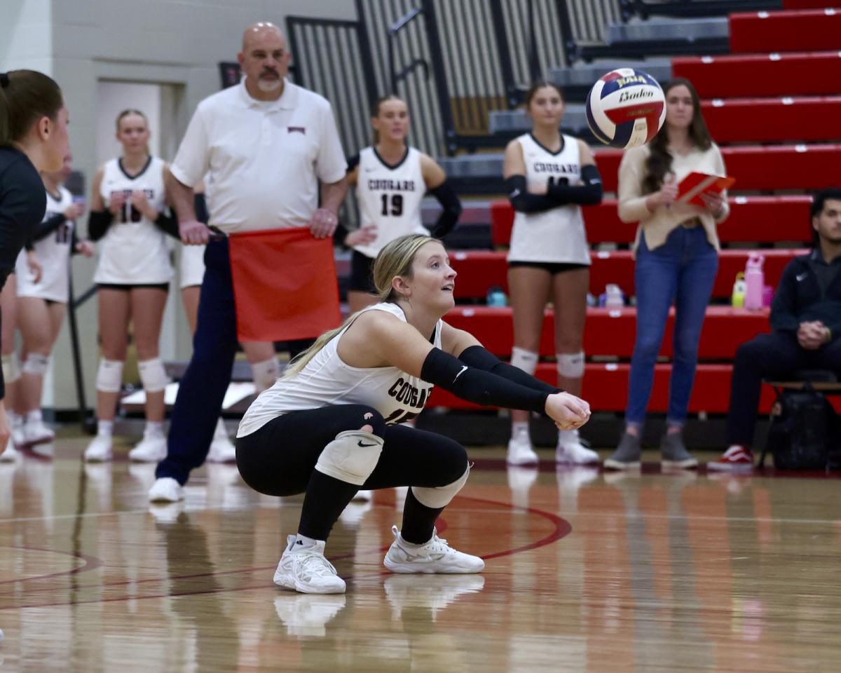 Cougars host NAIA volleyball