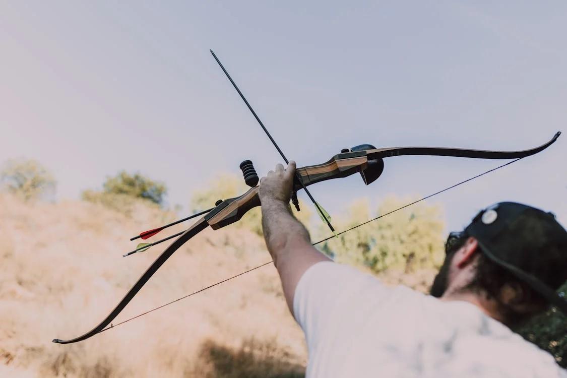 Which is better: traditional, recurve, or compound?