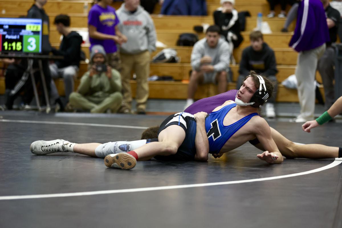 Western Invitational draws area grapplers