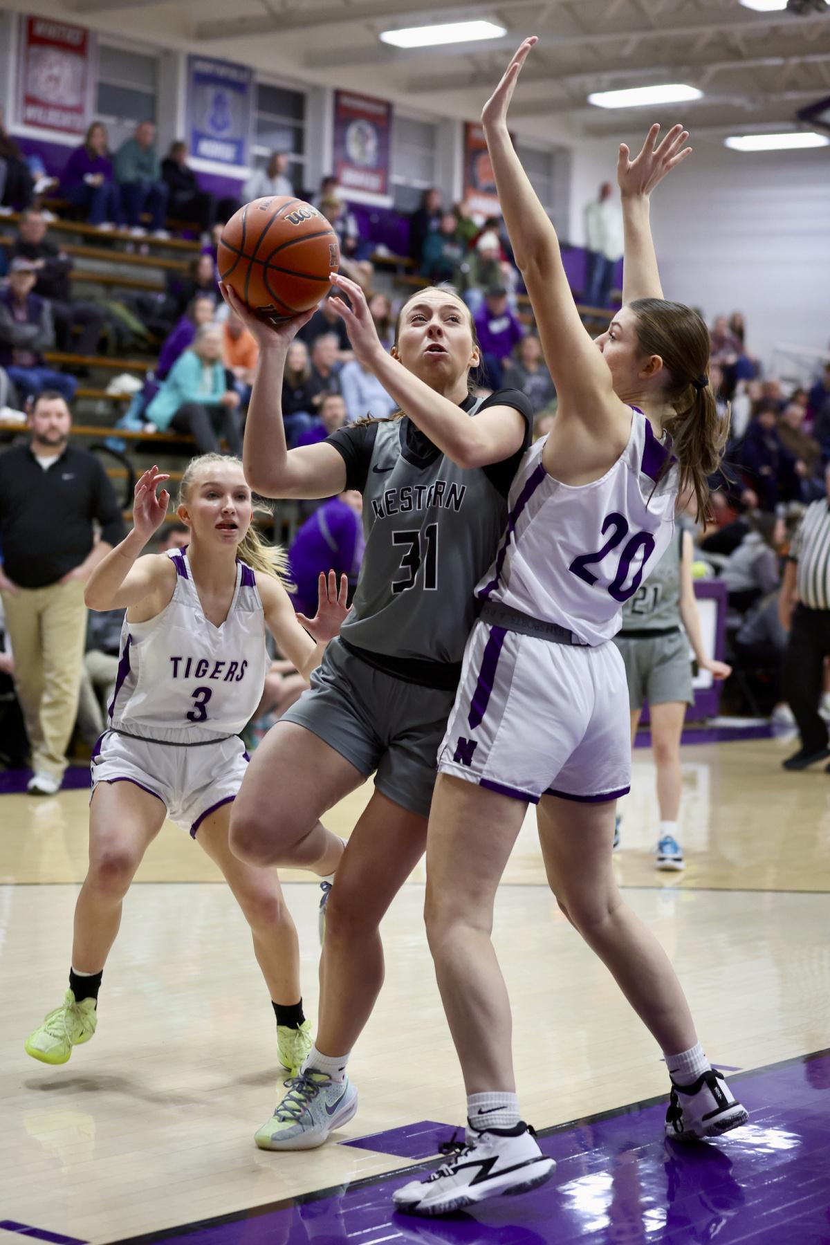 Tigers tame Panthers in close contest Tigers tame Panthers in close contest