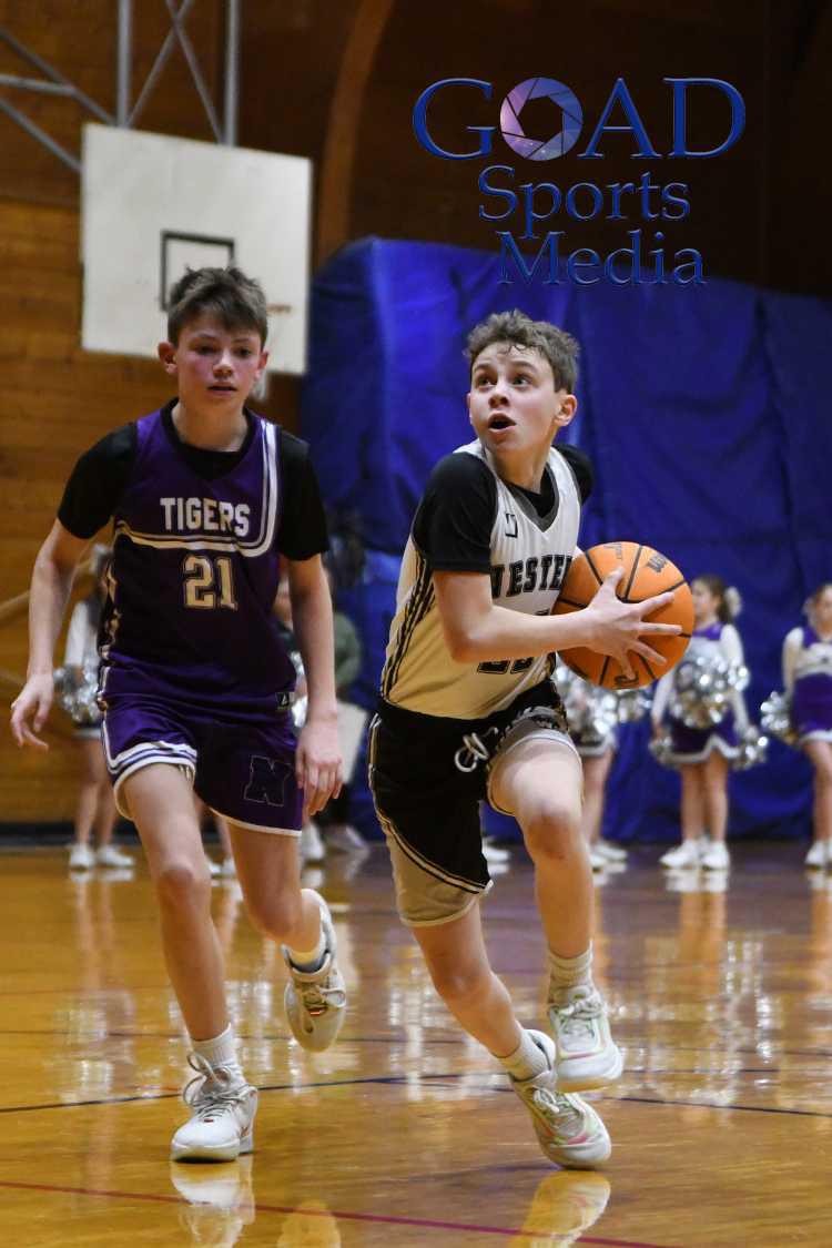 Tigers, Panthers battle in 6th grade basketball