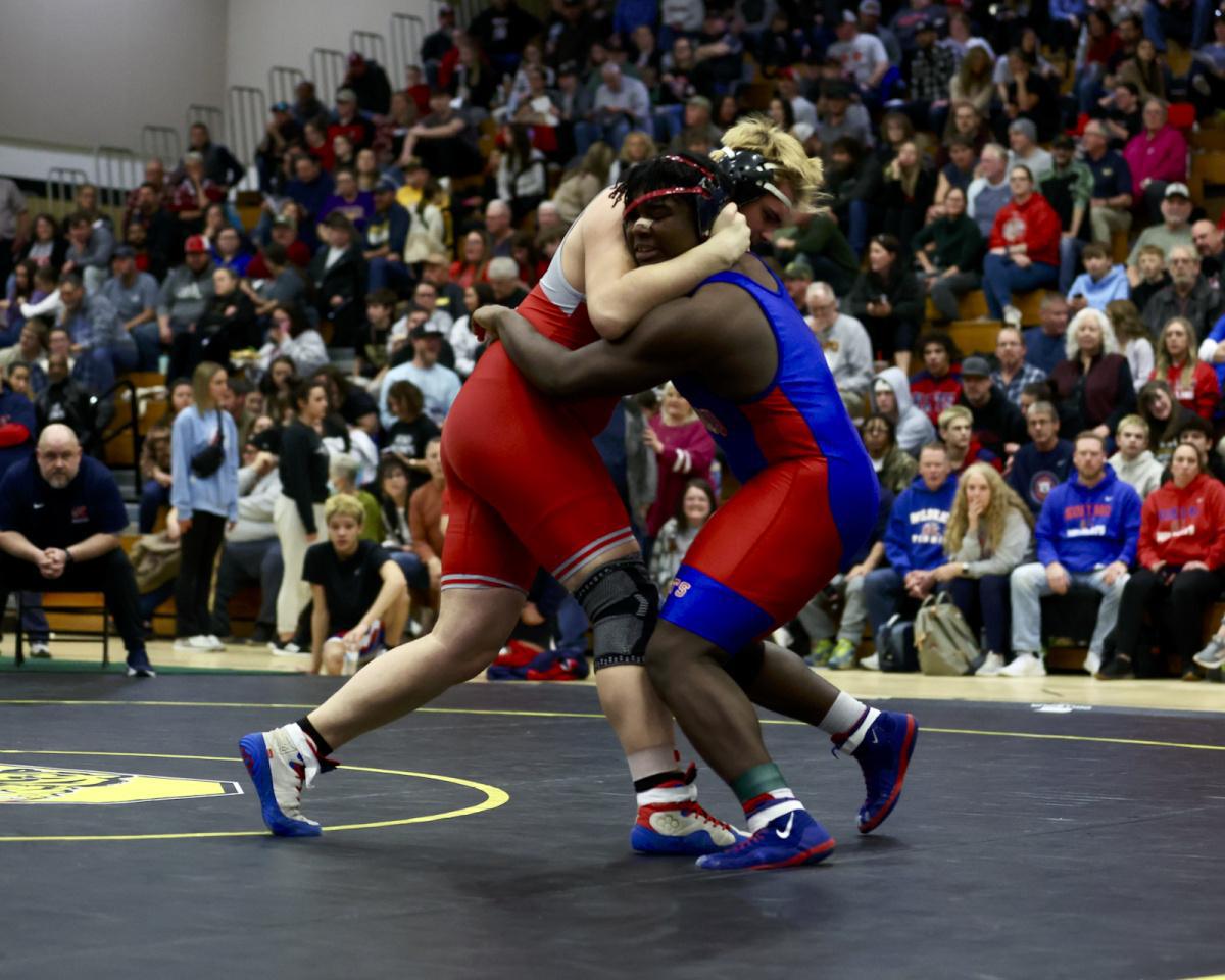 Local wrestlers storm IHSAA Regionals