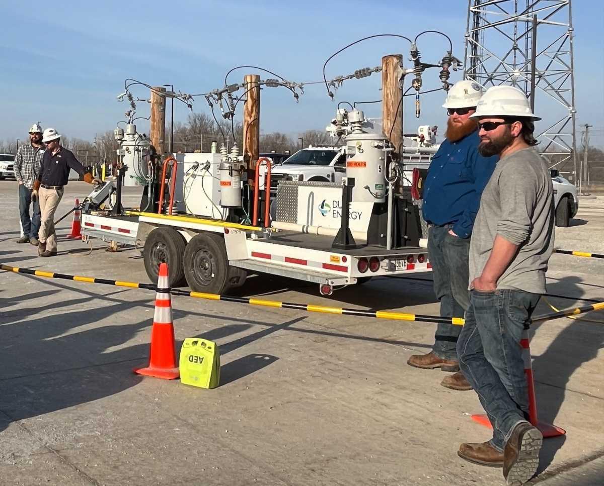 Duke demonstrates electrical dangers