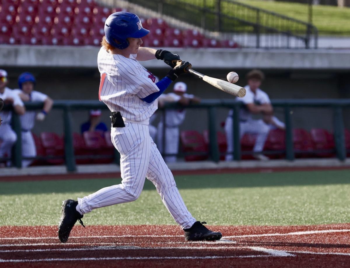 Kokomo crushes the Bearcats