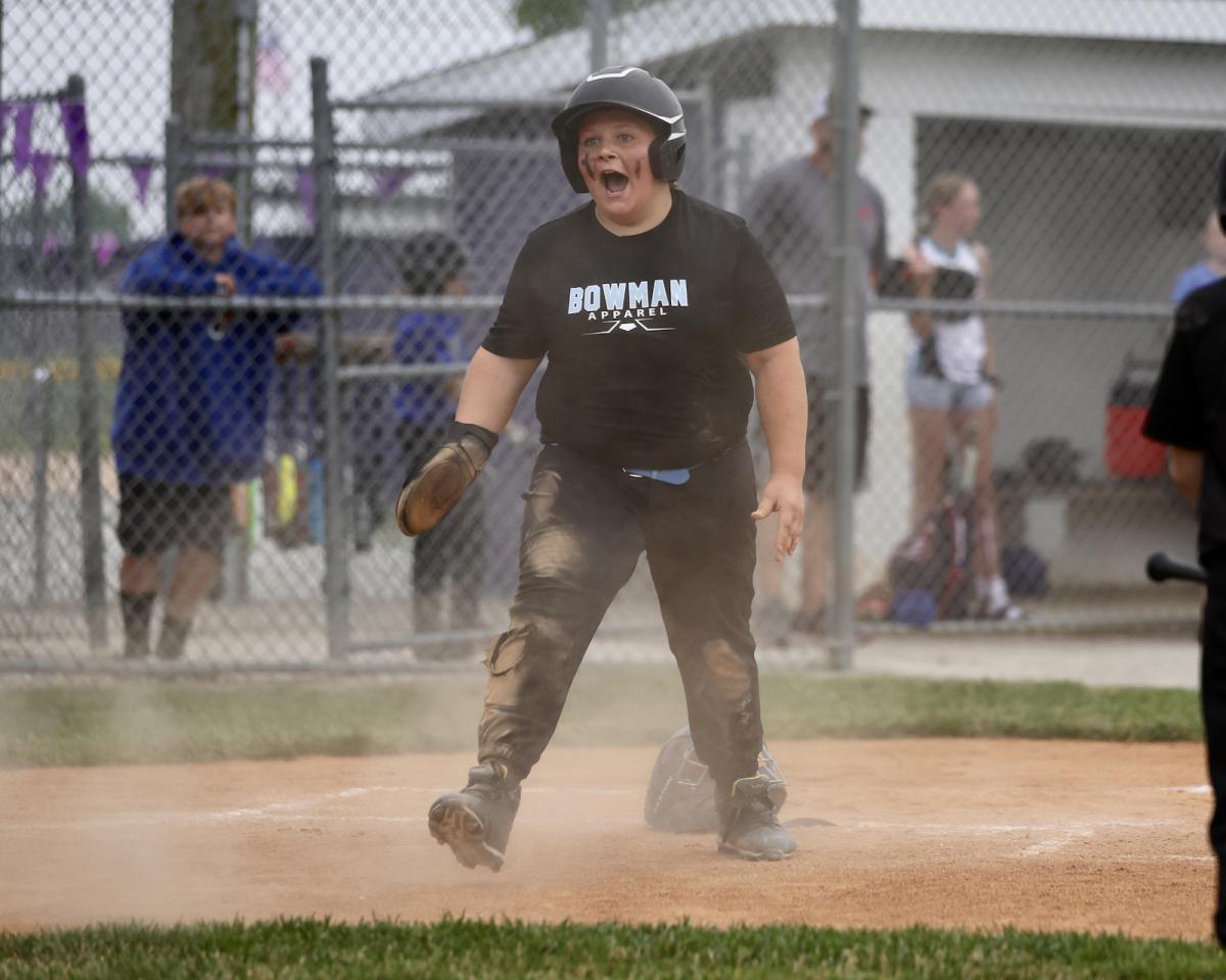Bowman Apparel takes Minor title