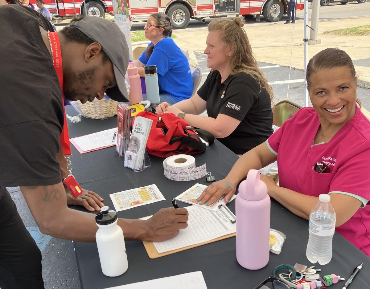 Community Expo endures the heat