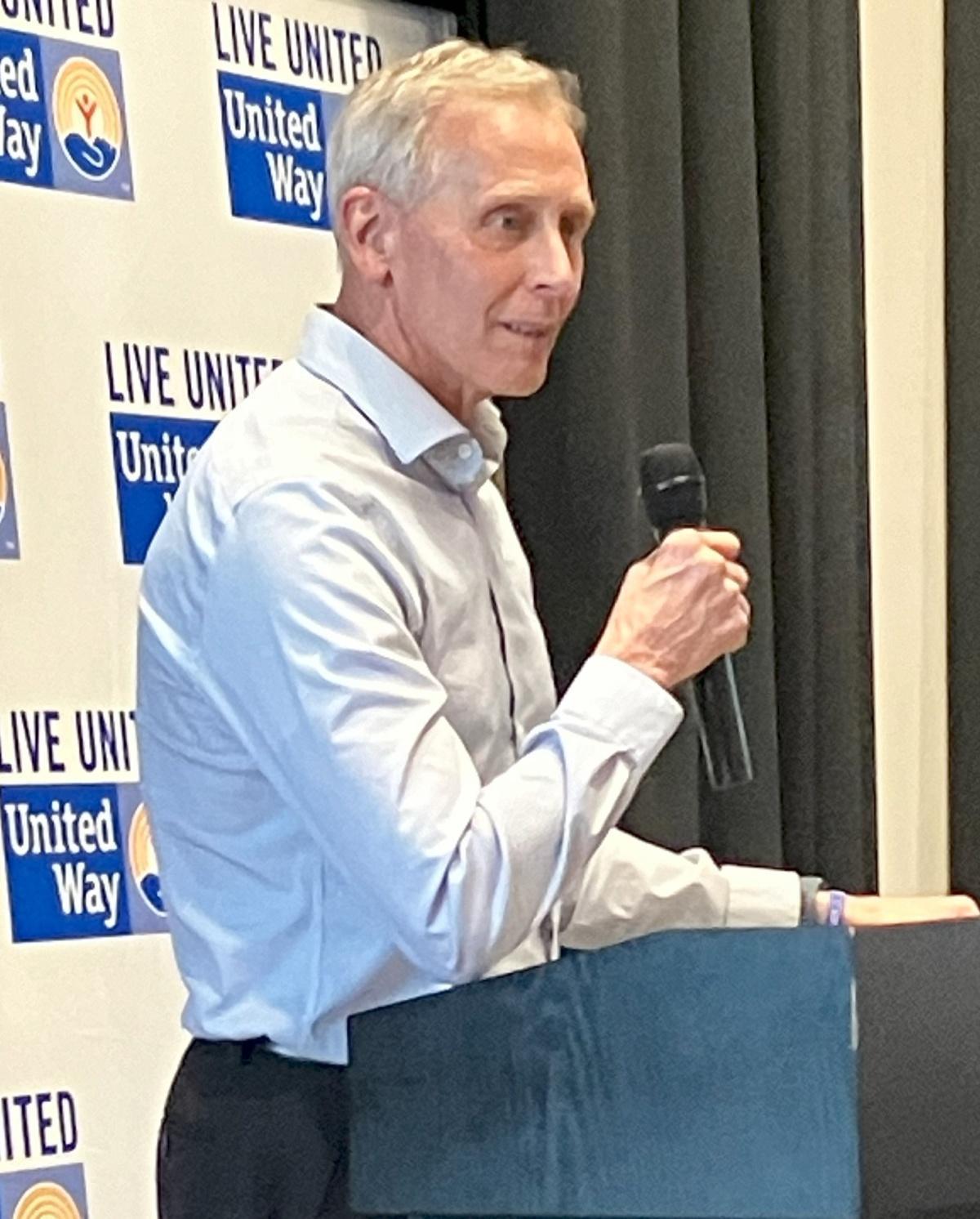 Neer says so long to United Way