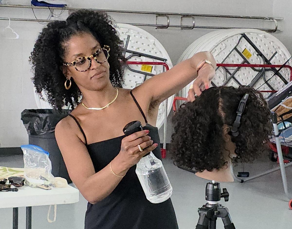 Confidence in the curls