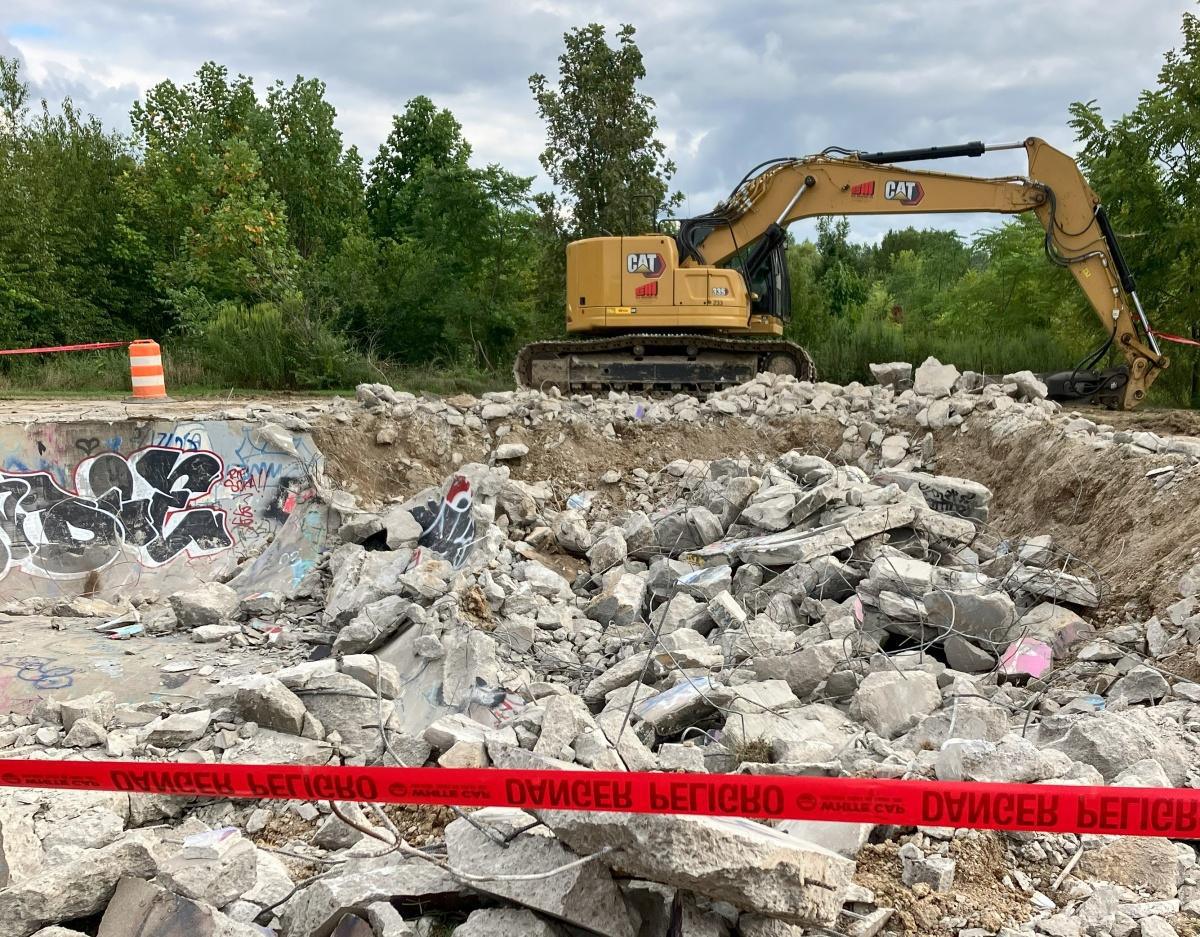 Pipeline wipes out