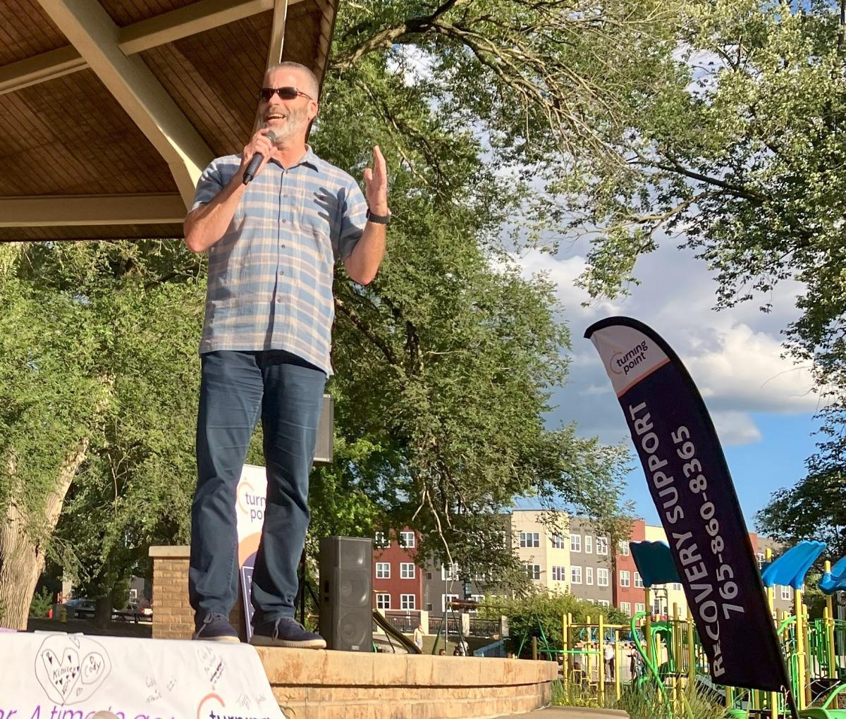 Night of Hope fills Foster Park