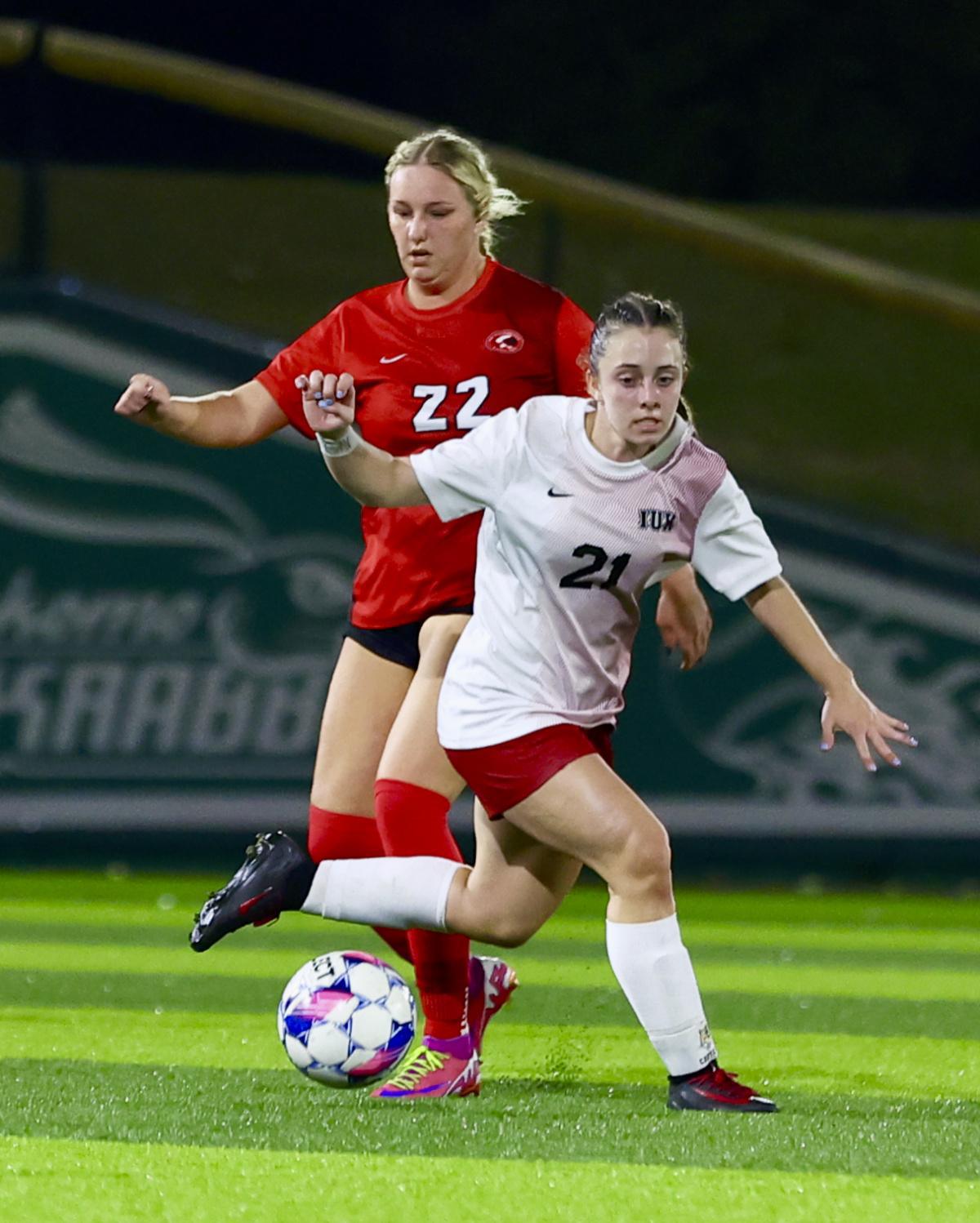 Cat fight falls IUK’s way