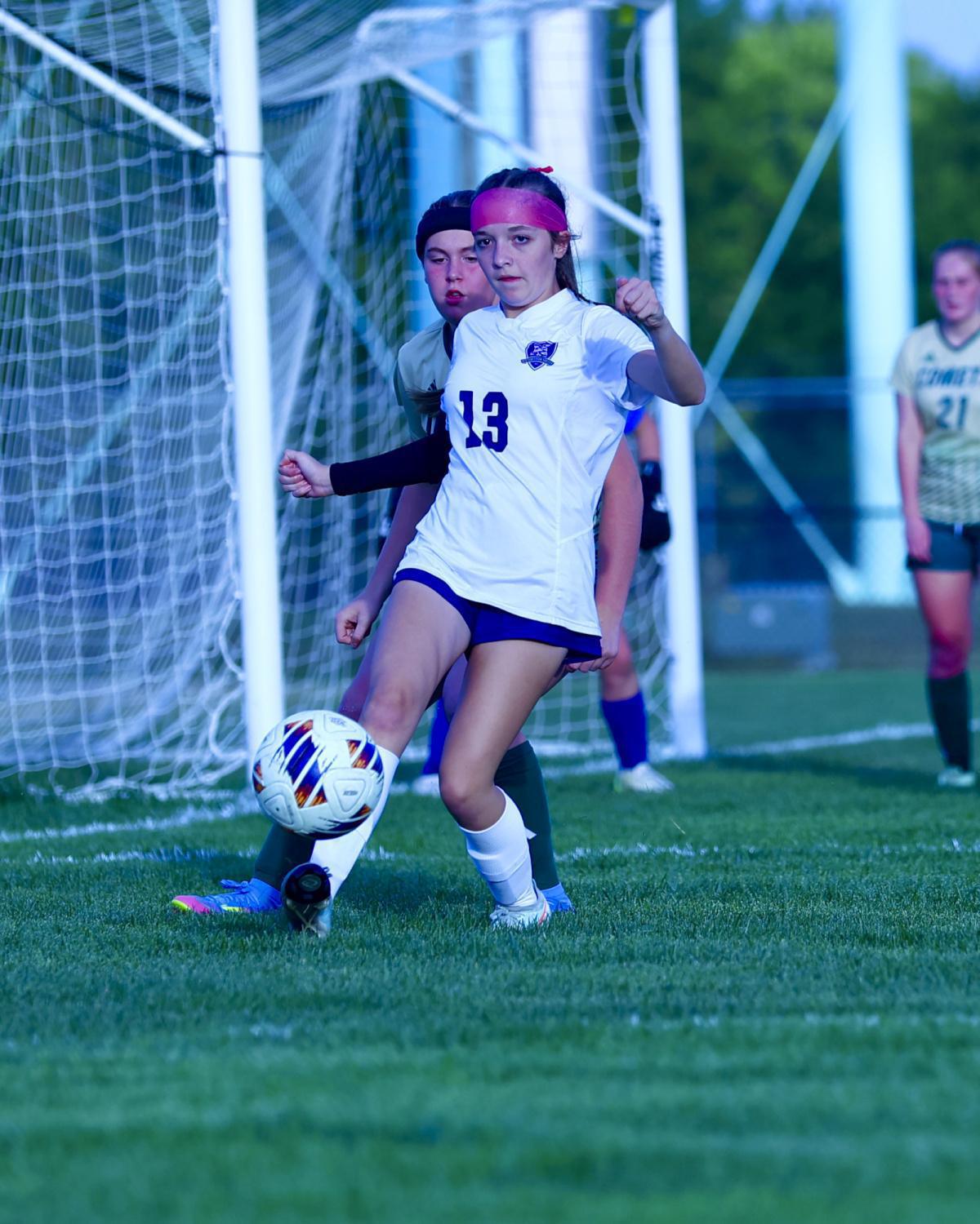 Tigers blank Comets in soccer