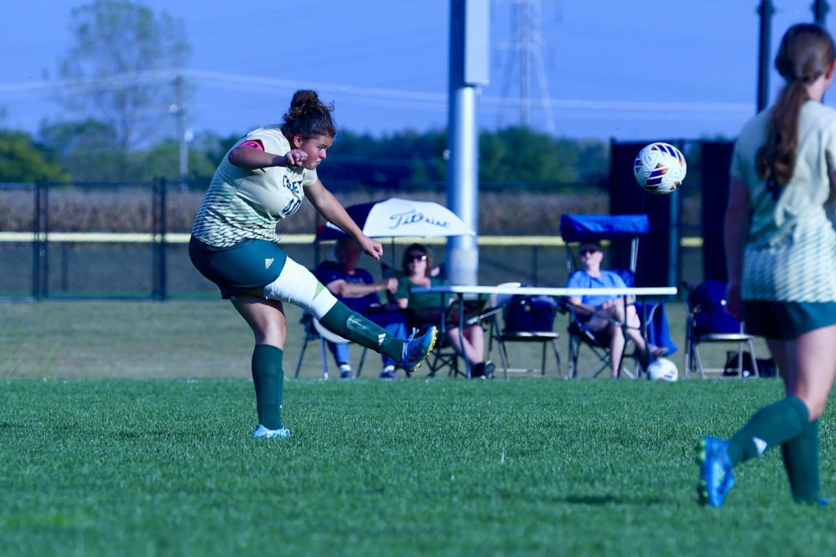 Tigers blank Comets in soccer