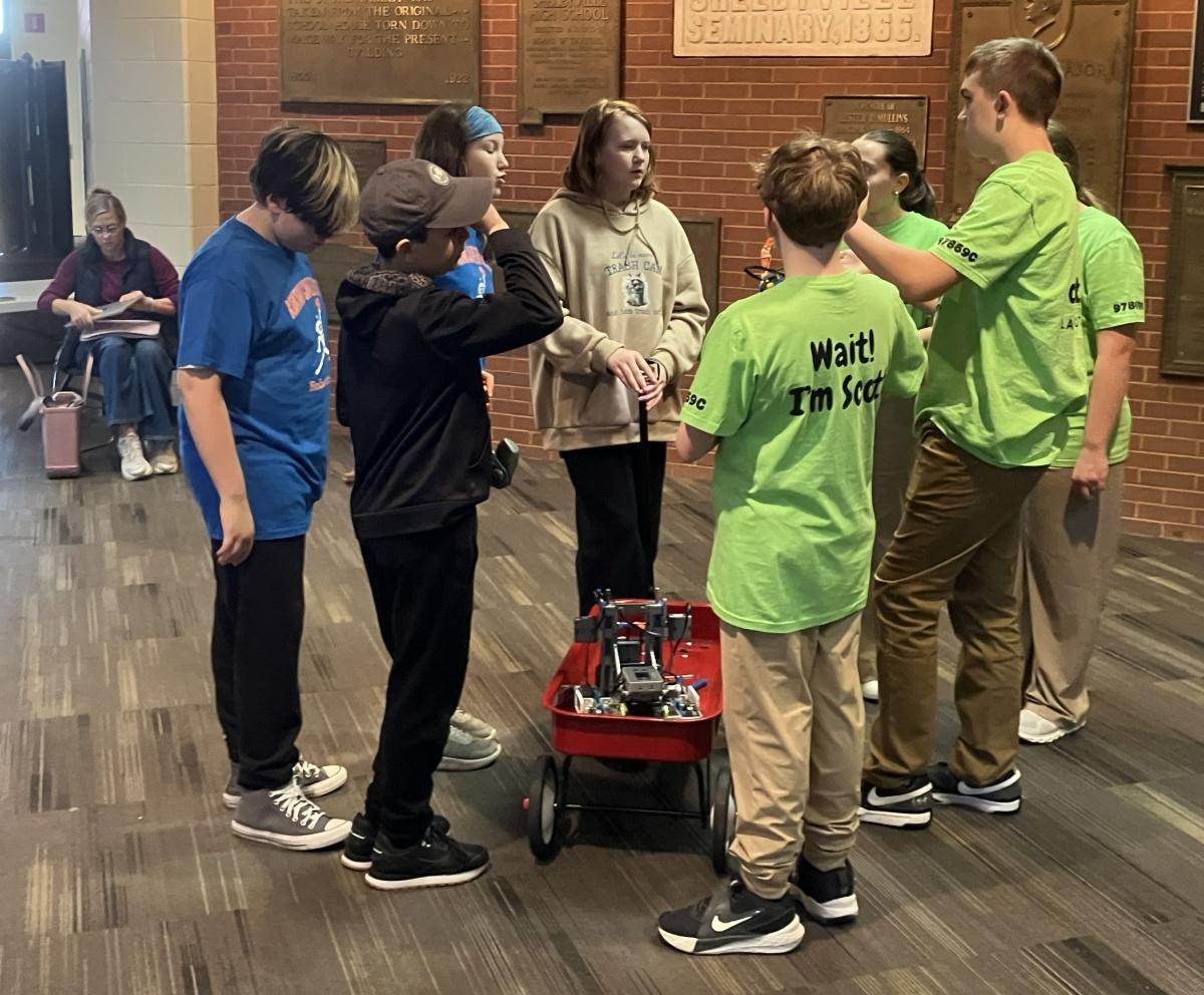 Dream Team grabs second at VEX IQ