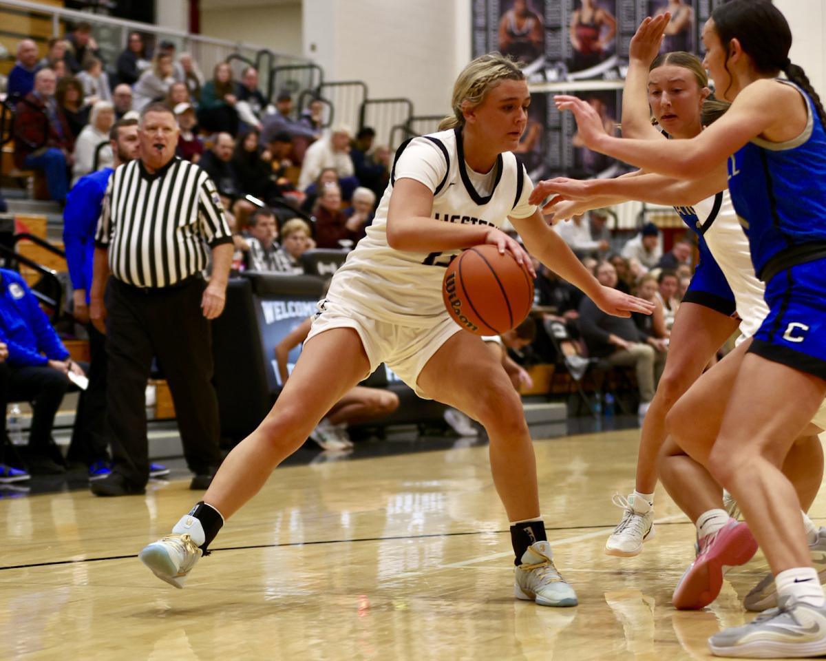 Western stumbles against Carroll