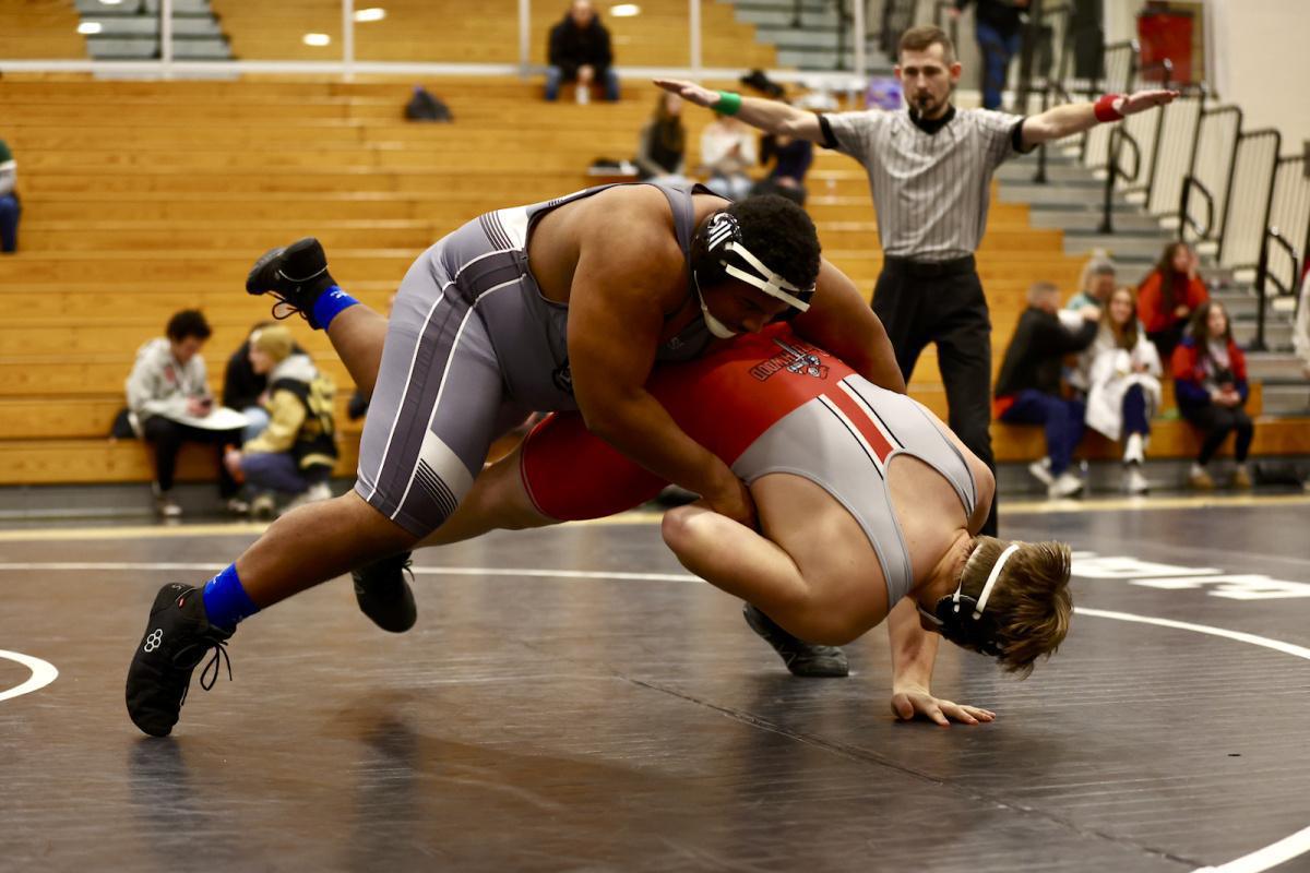 Local grapplers win at Western