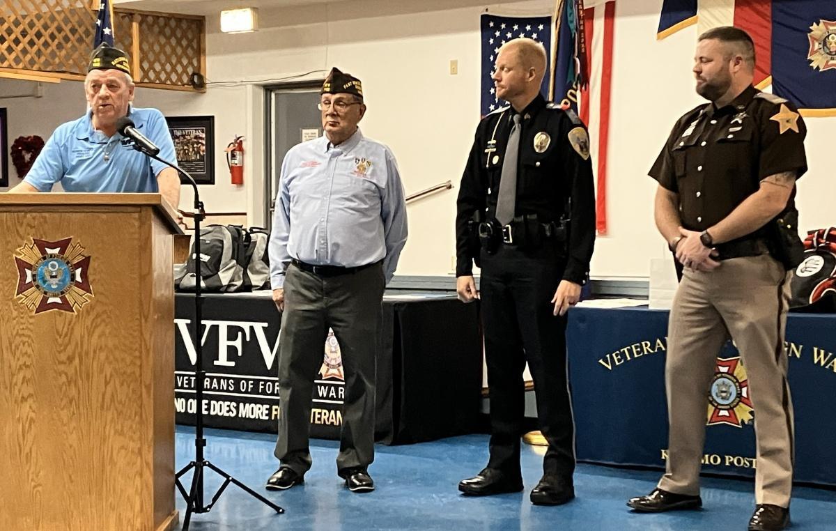 VFW honors students, officers