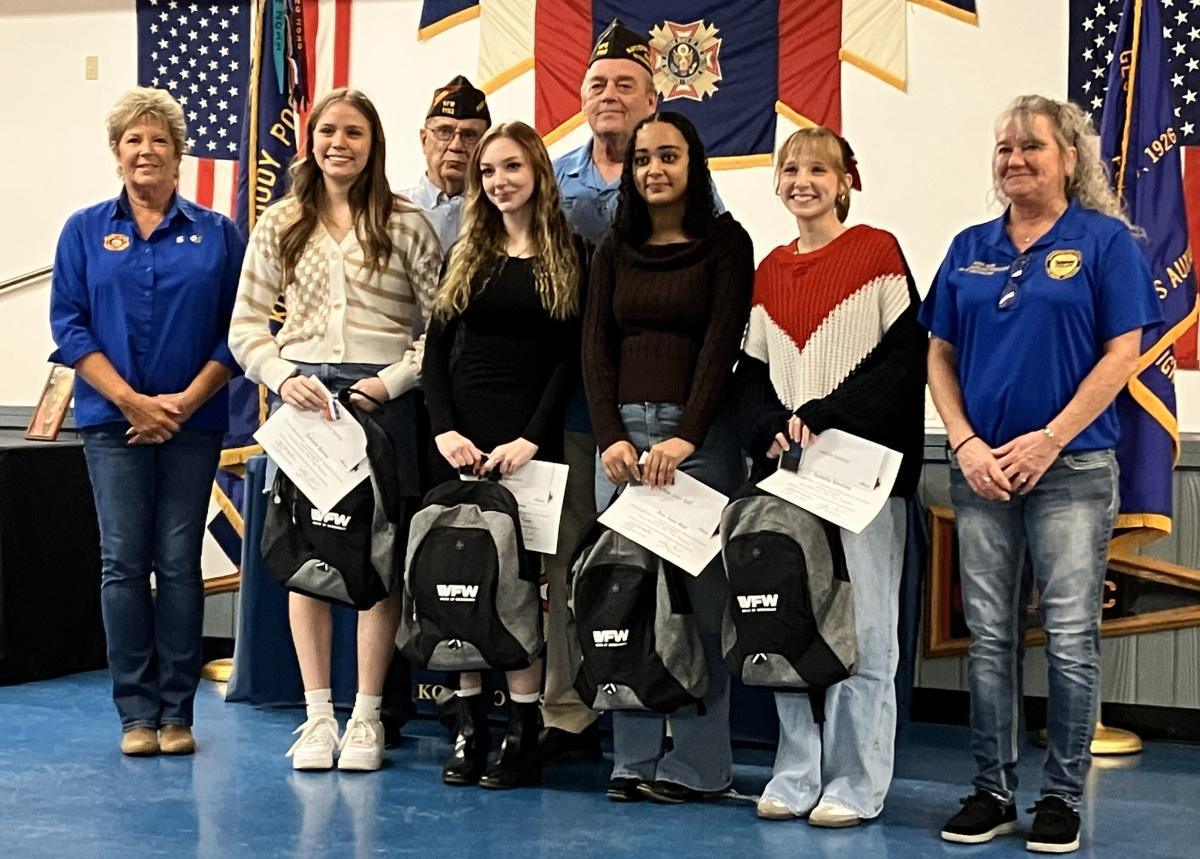 VFW honors students, officers