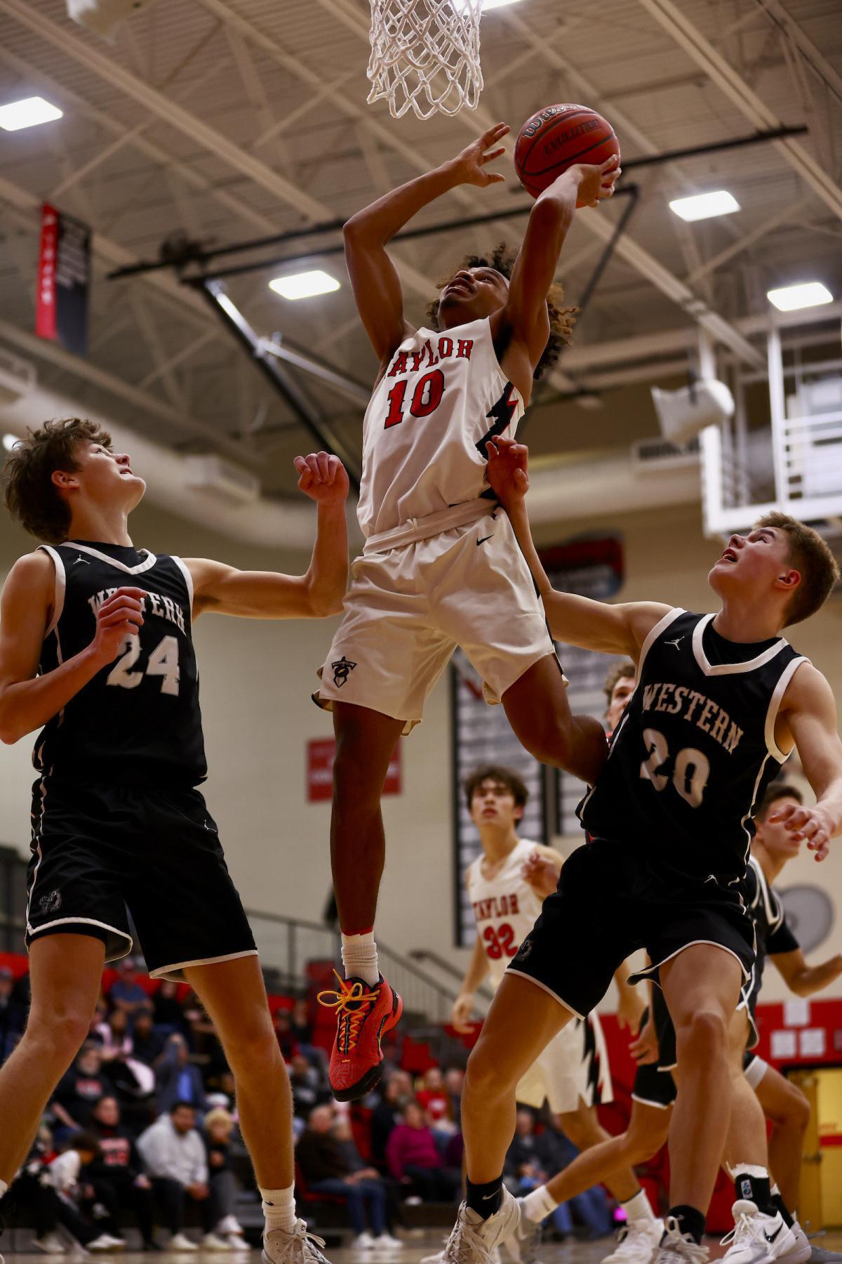 Early-bird Titans tame the Panthers