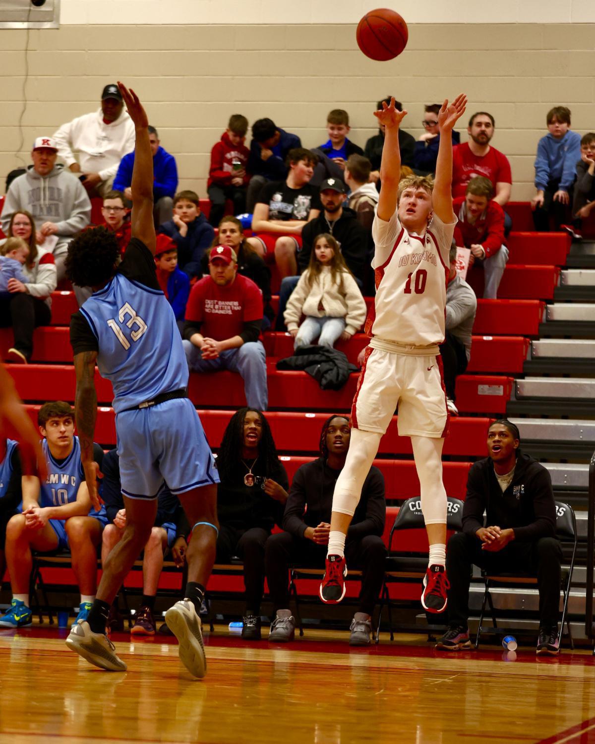 Cougars creeping toward conference crown