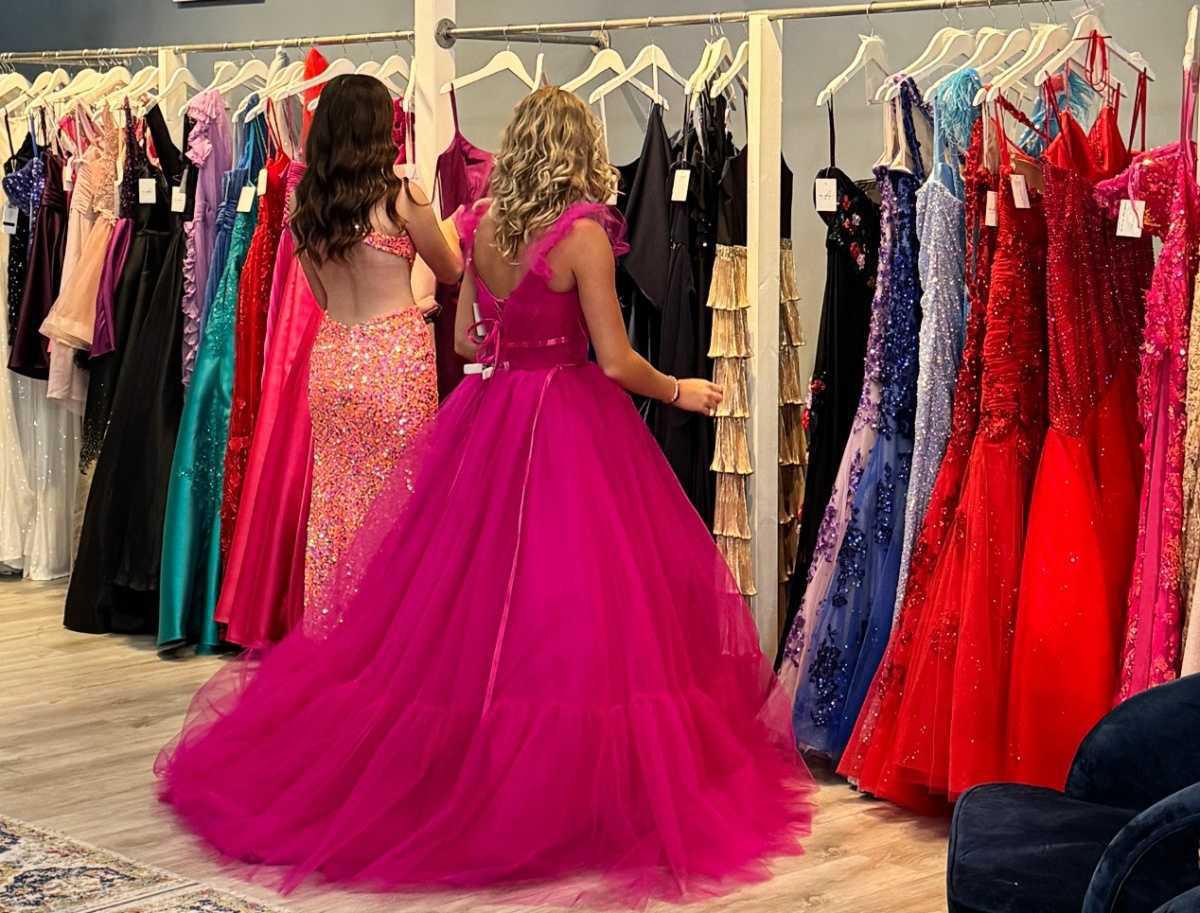 Stellantis, Ivy Tech salute UAW apprentices