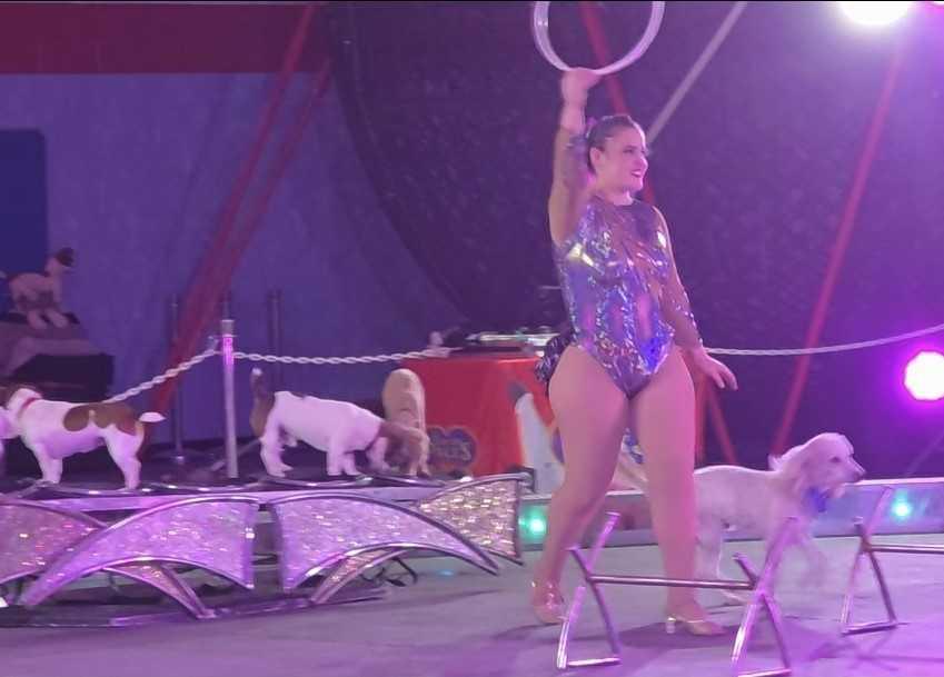 The circus came to Carver